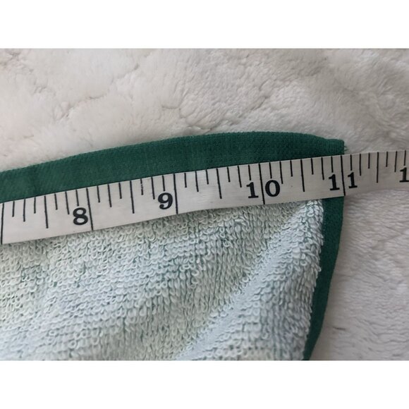 Vintage Green Christmas Toy Soldier Two Hand Towels Hilasal 100% Cotton NWT - Picture 5 of 5